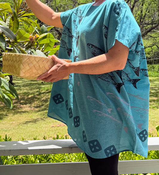 Women's ʻAnae Holo Ehukai Tunic - Color: Teal